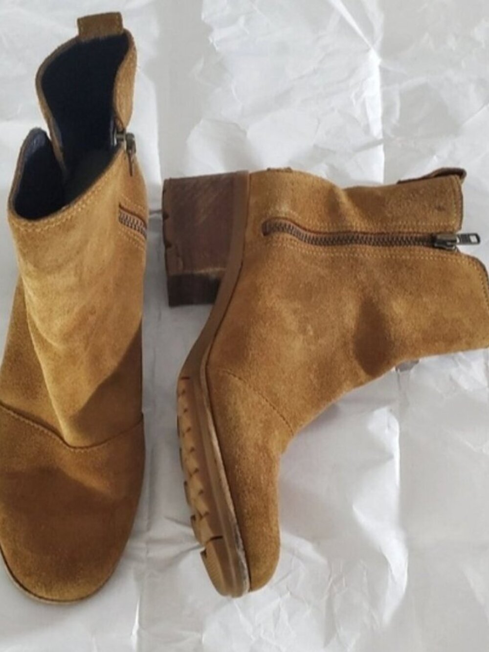 SOREL the "FAV BLOCK HEEL "CATE" Waterproof Leather Suede Tan Ankle Boots